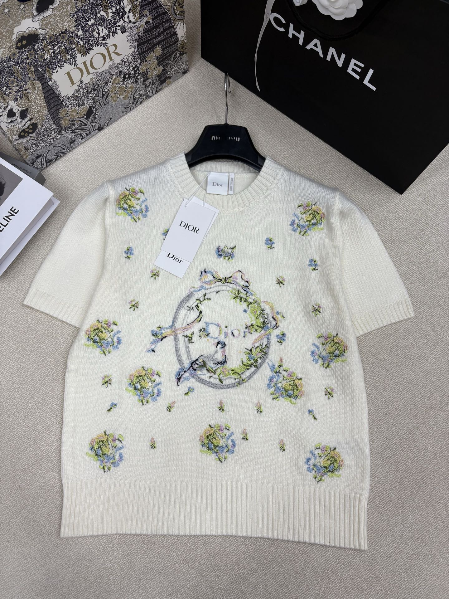 Dior CD 디올 플라워 & 리본 자수 니트 반팔 의류