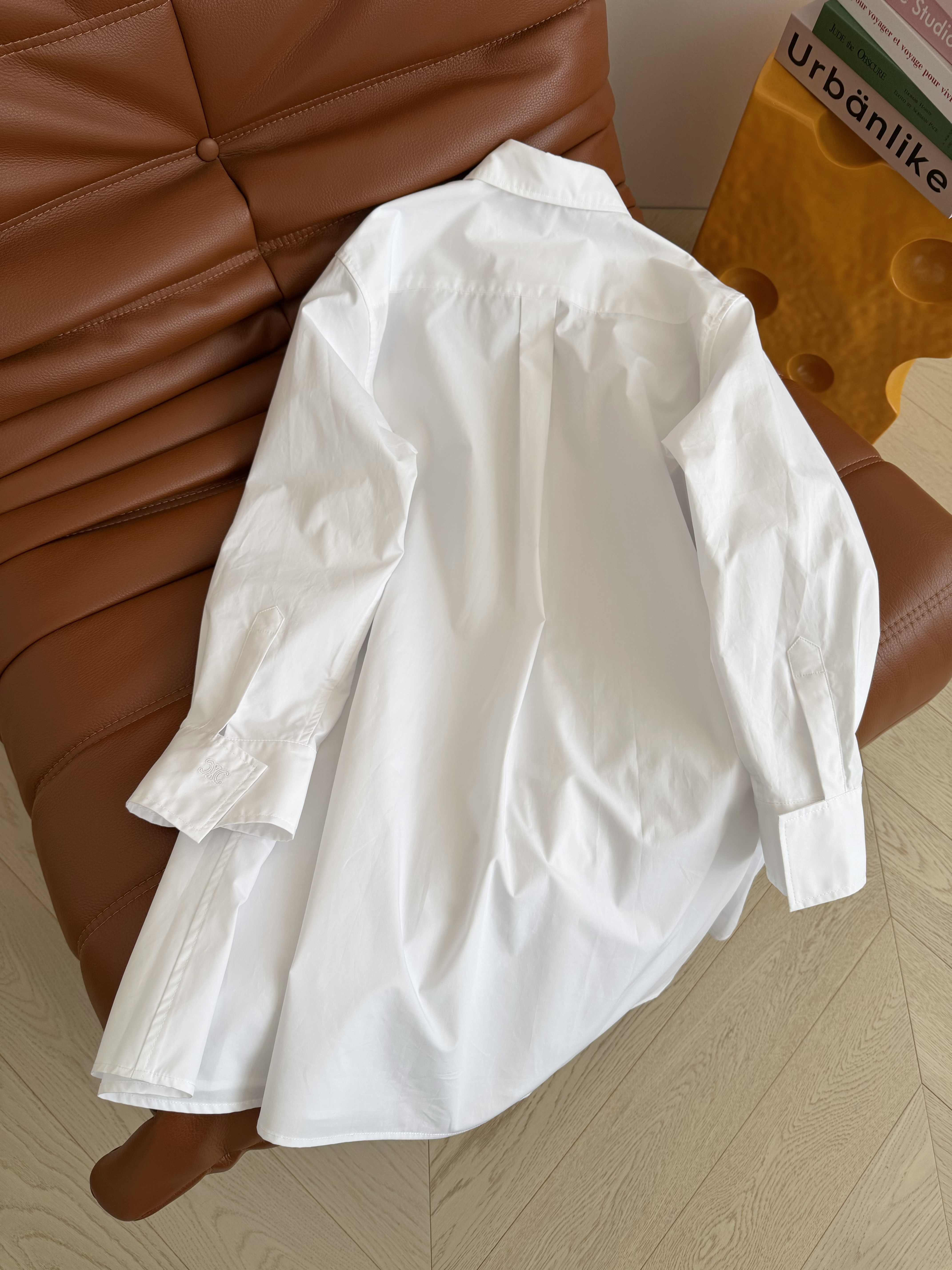 Celine 셀린느 26SS 셀린느 트리오페 자수 셔츠 원피스 의류