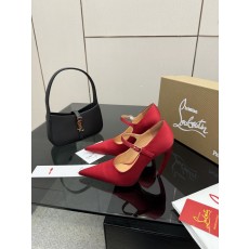 [Christian Louboutin] 크리스찬 루부탱 26SS CL 런웨이 로즈 쥬얼 샌들 구두 신발