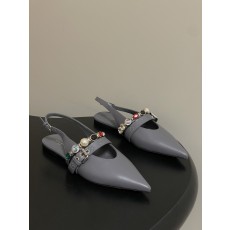 루이비통(LV)  주얼 체인 백스트랩 플랫 샌들 신발