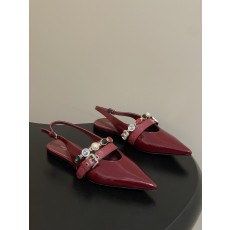 루이비통(LV)  주얼 체인 백스트랩 플랫 샌들 신발