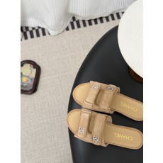 샤넬(CHANEL) 클래식 더블 C 로고 슬리퍼 신발
