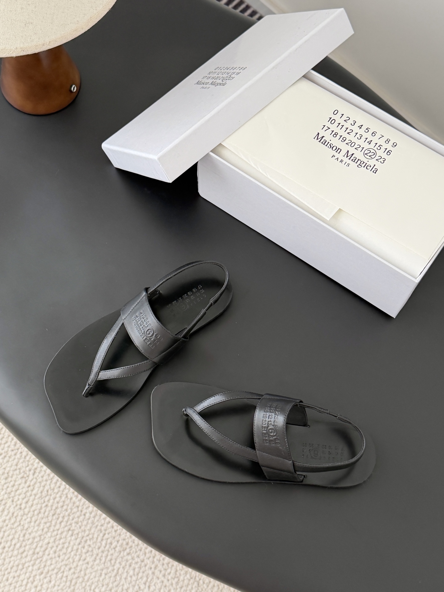 메종마르지엘라(Maison Margiela) 쪼리 슈즈 신발