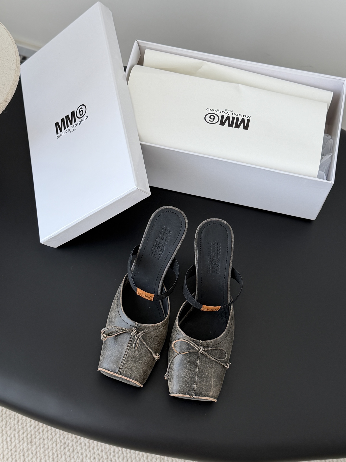 [Maison Margiela] MM6 메종 마르지엘라 스퀘어 토 리본 뮬 구두 신발