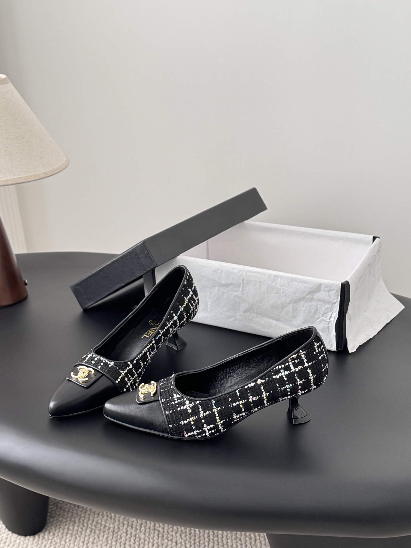 [Chanel] 샤넬 빈티지 시리즈 클래식 펌프스 구두 신발