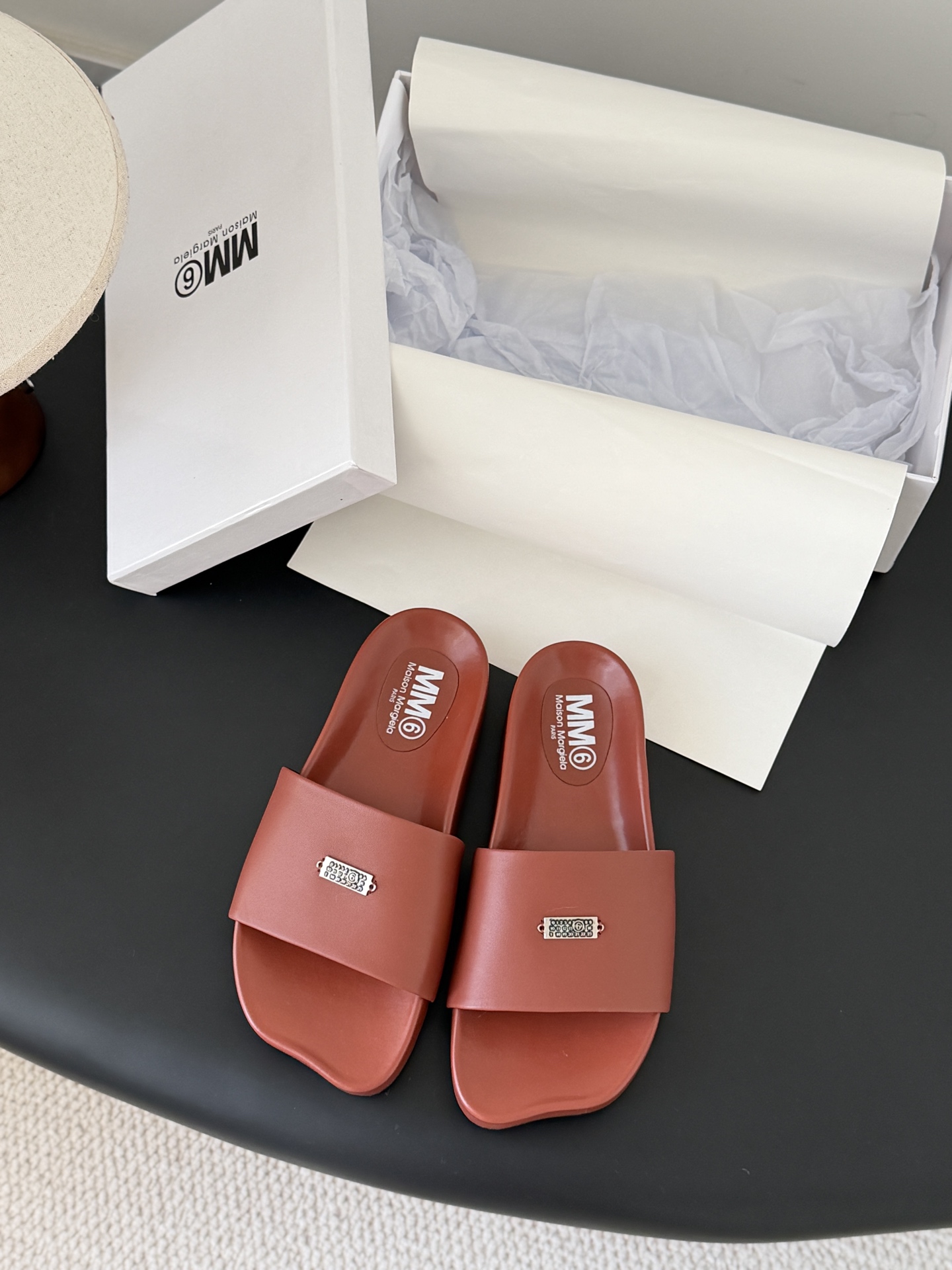 Maison Margiela MM6 메종 마르지엘라 타비(Tabi) 뮬 슬리퍼 신발