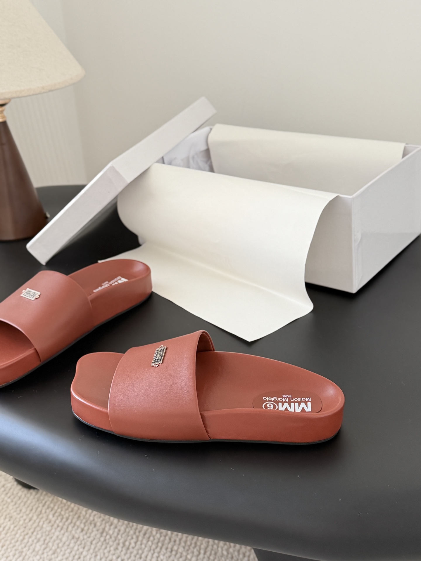 Maison Margiela MM6 메종 마르지엘라 타비(Tabi) 뮬 슬리퍼 신발