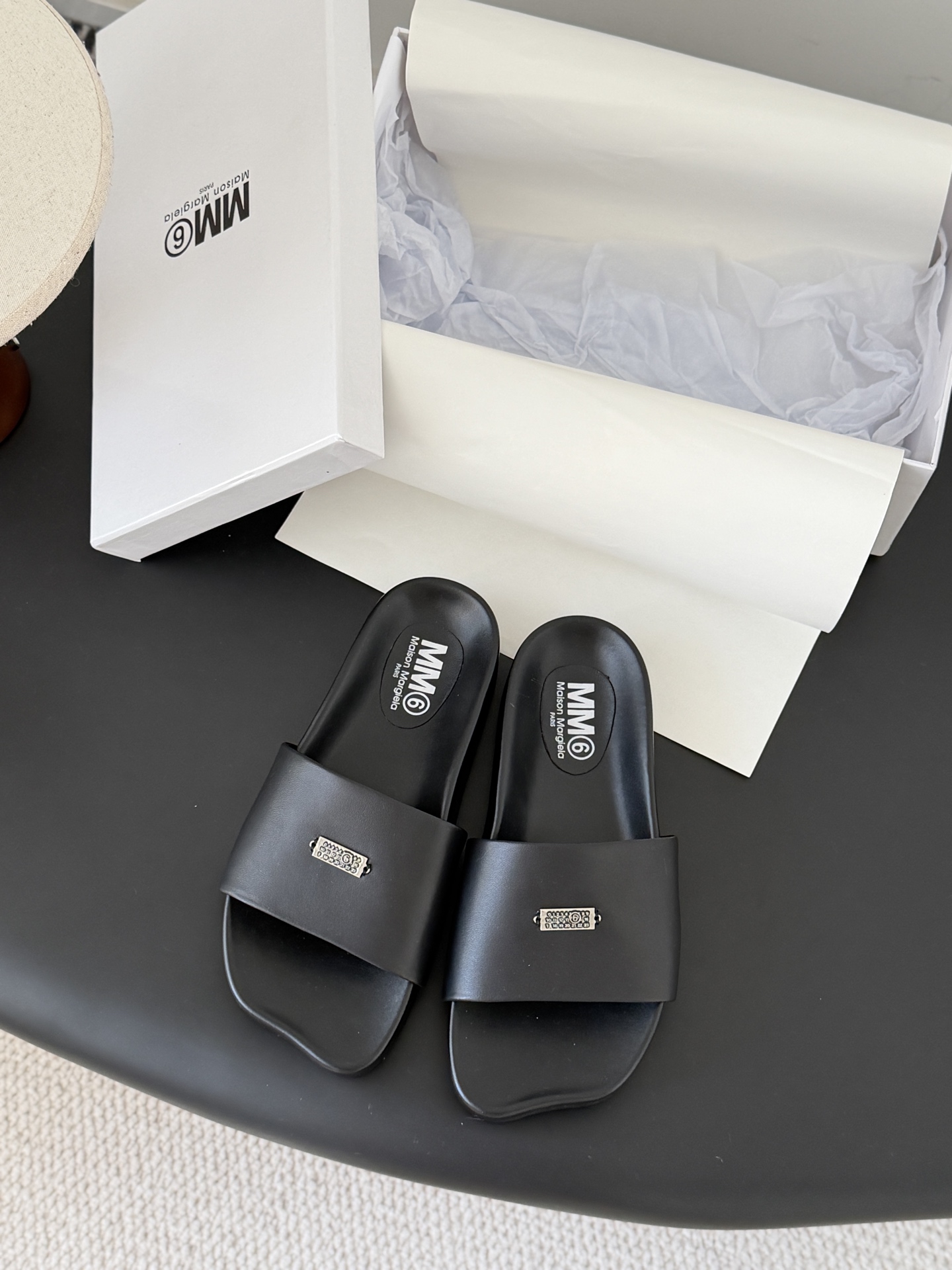 Maison Margiela MM6 메종 마르지엘라 타비(Tabi) 뮬 슬리퍼 신발