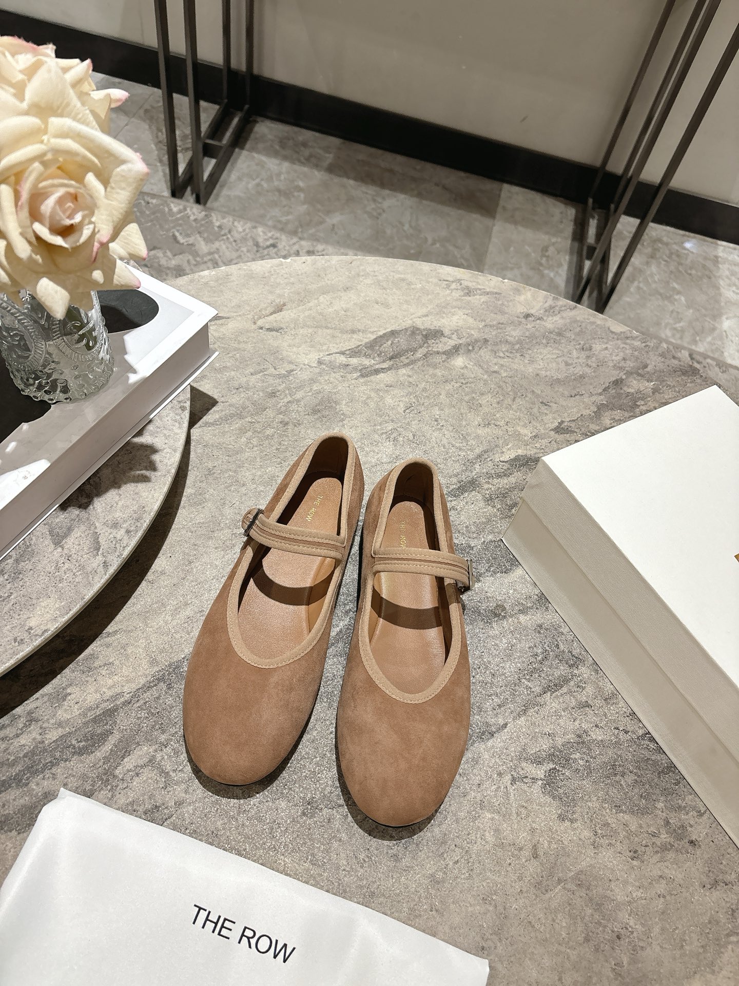 The Row 26SS TR 더 로우 마리제인 스웨이드 플랫 슈즈 신발