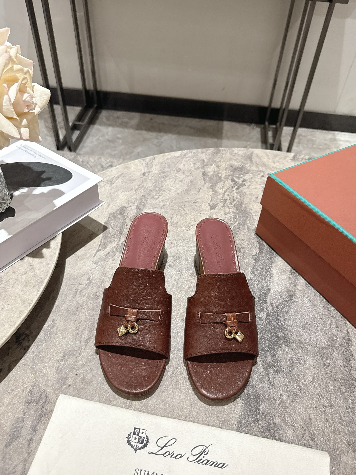 Loro Piana LP 로로 피아나 클래식 플랫/굽 뮬 슬리퍼 신발