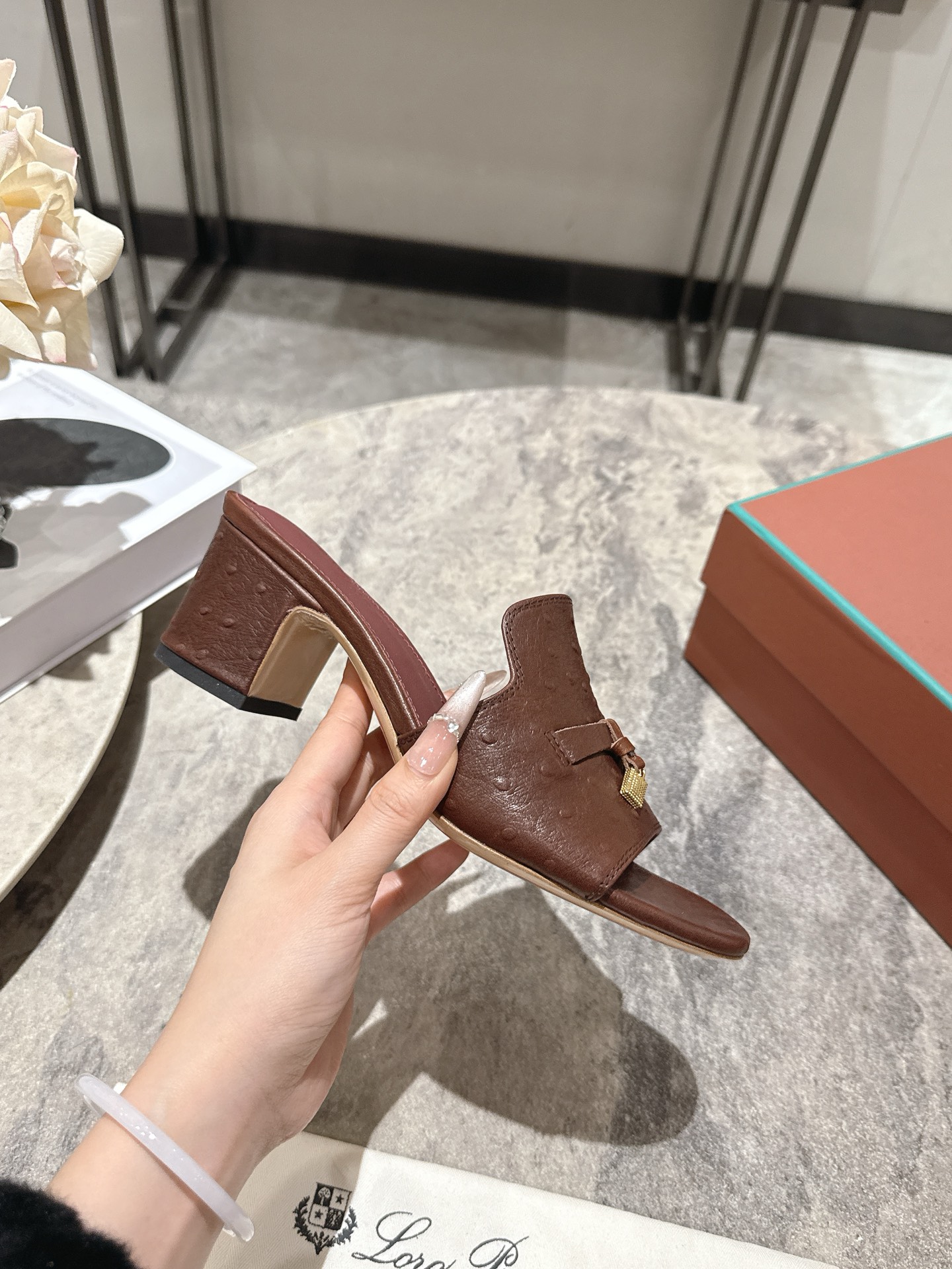 Loro Piana LP 로로 피아나 클래식 플랫/굽 뮬 슬리퍼 신발