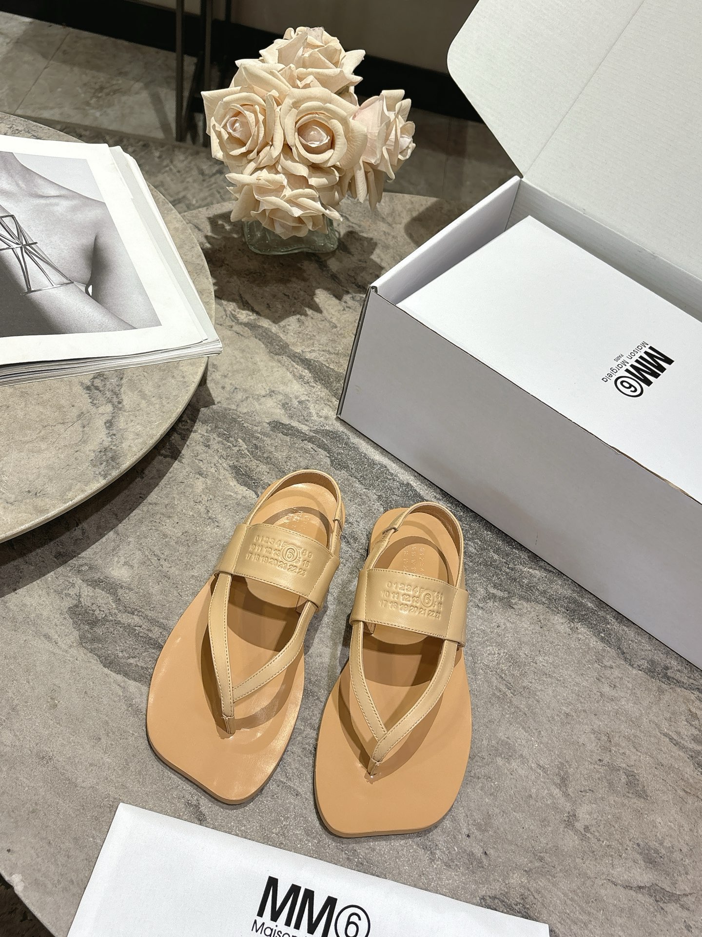 Maison Margiela MM6 메종 마르지엘라 애플토 플립플랍 샌들 슬리퍼 신발