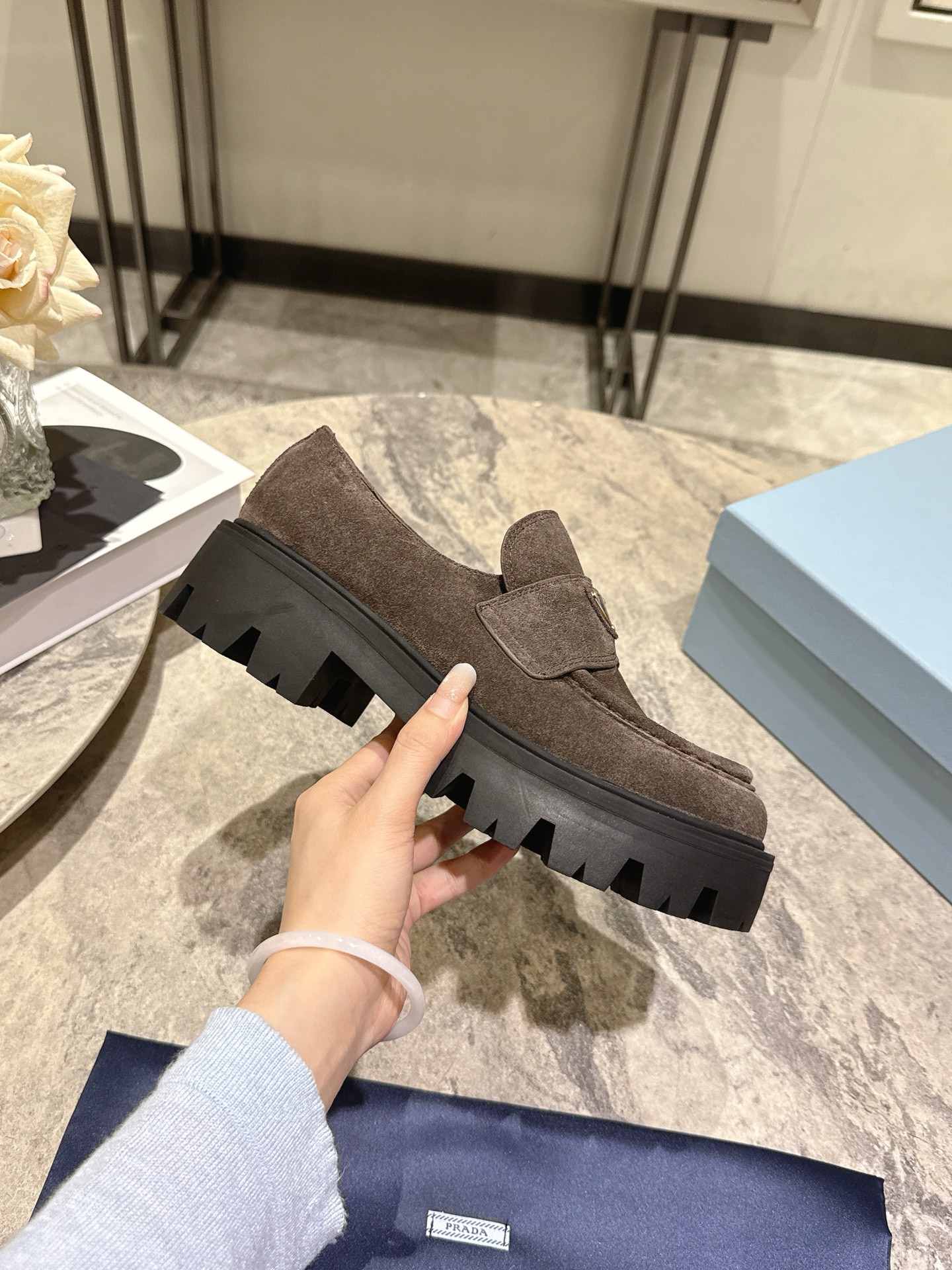 Prada 프라다 삼각로고 플랫폼 로퍼 구두 신발