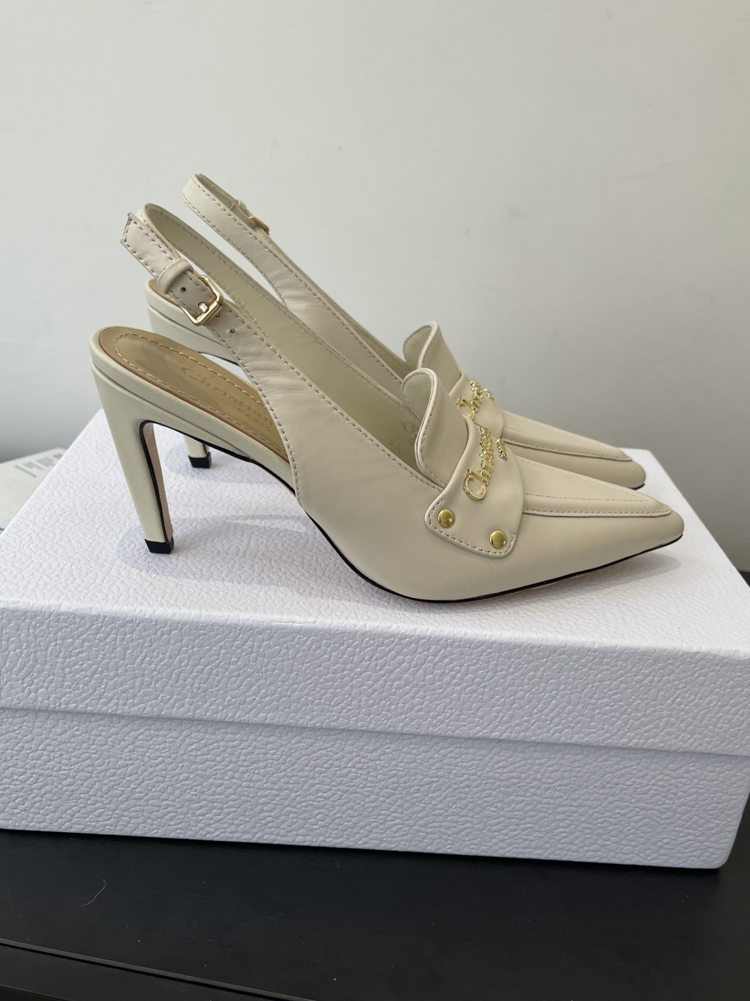 Dior CD 디올 각인 로고 슬링백 펌프스 힐 구두 신발