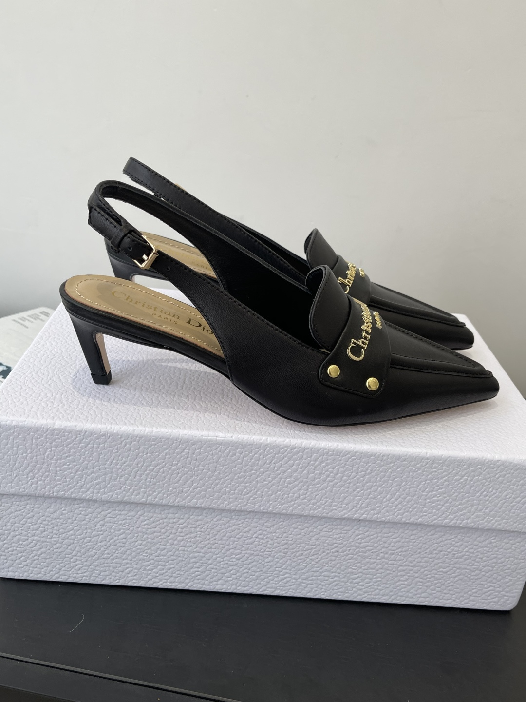 Dior CD 디올 각인 로고 슬링백 펌프스 힐 구두 신발