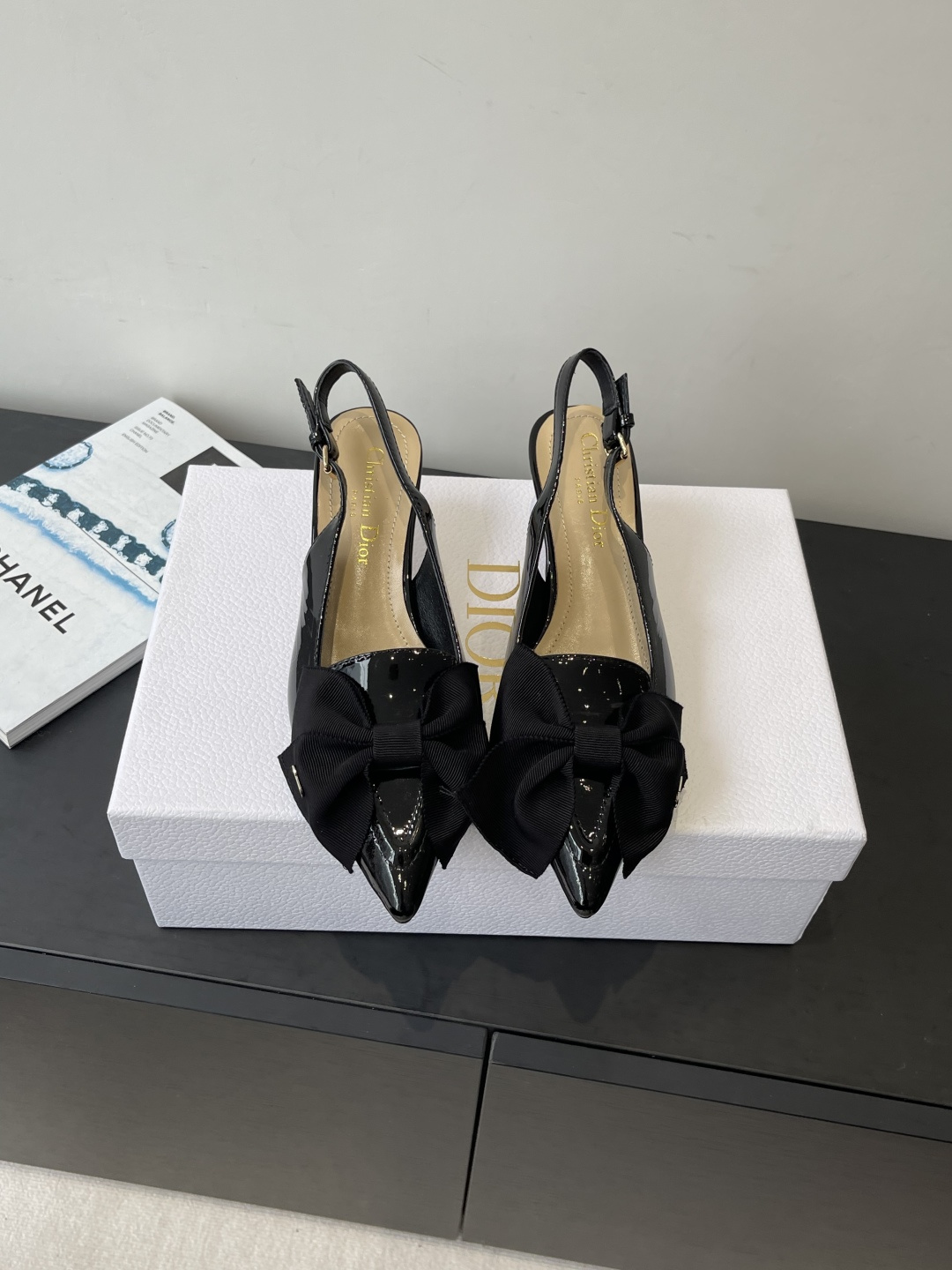 Dior CD 디올 리본 포인트 슬링백 펌프스 로우힐 구두 신발