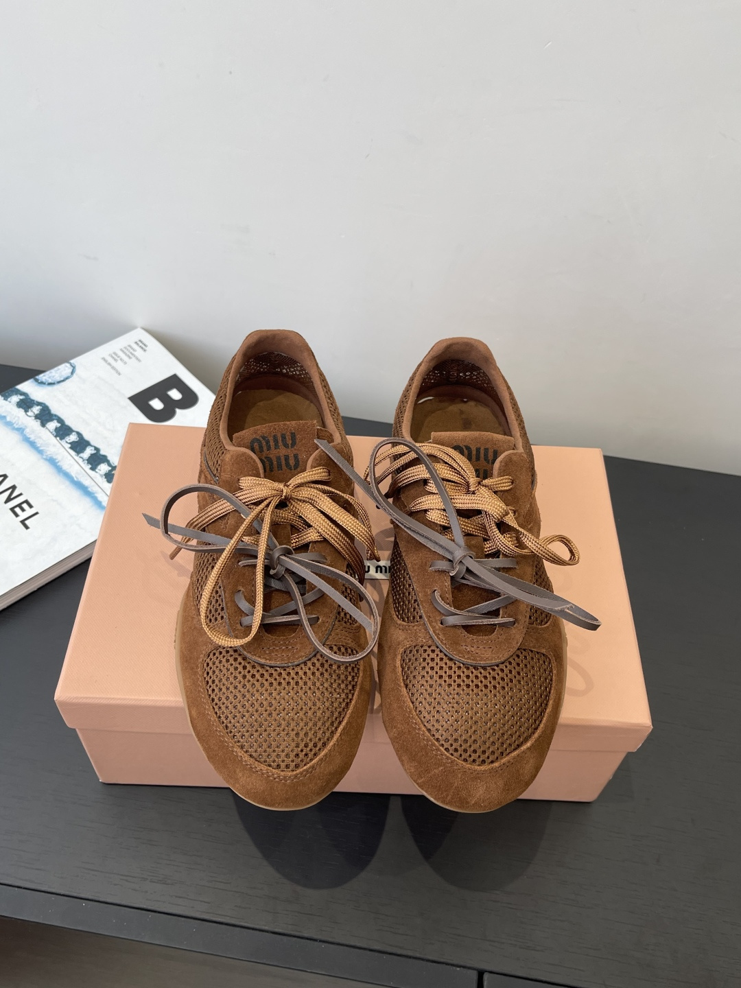 miumiu 미우미우 런웨이 빈티지 스니커즈 신발