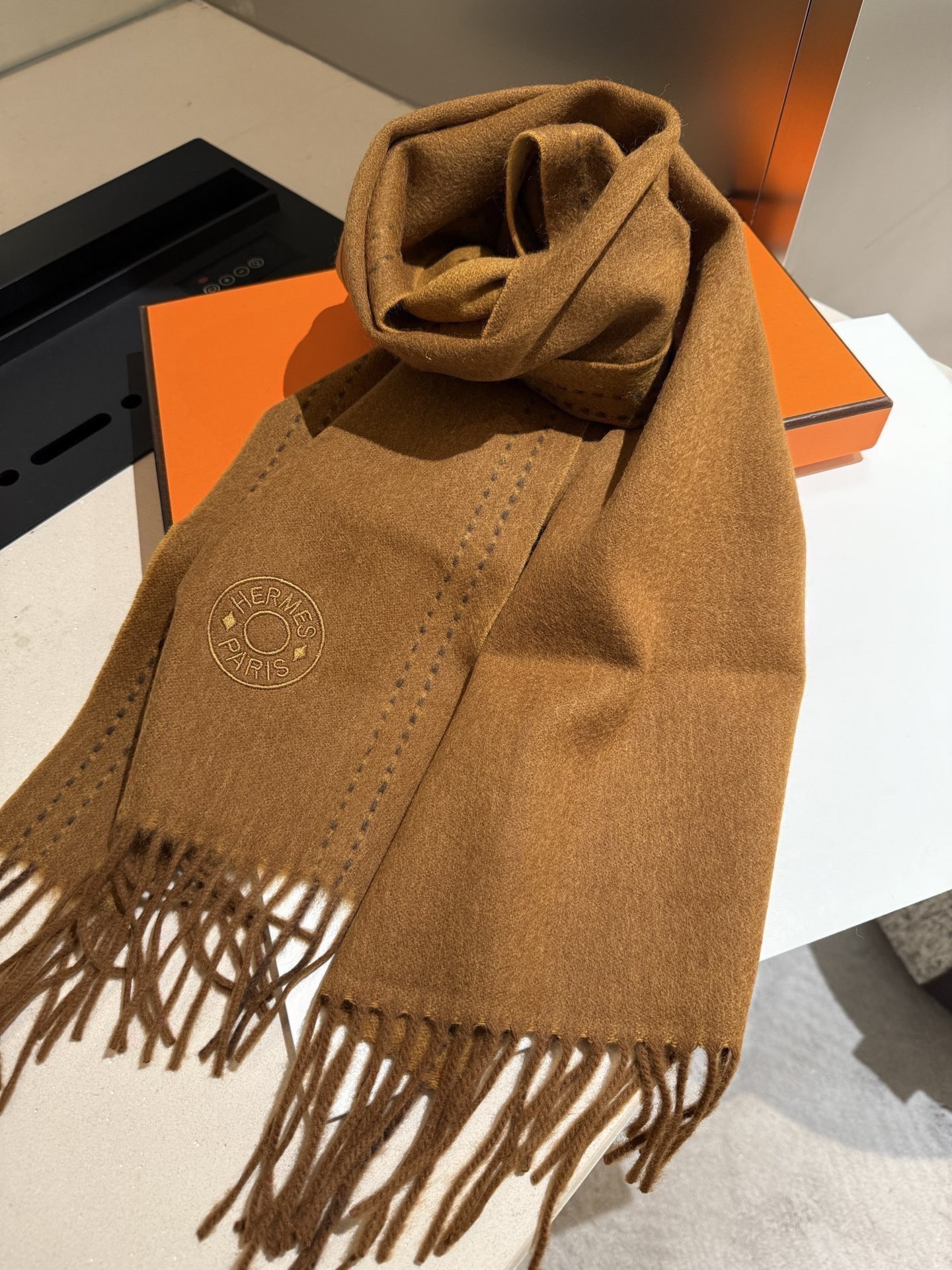 에르메스(HERMES) 더블 스트라이프 롱 머플러 목도리 스카프