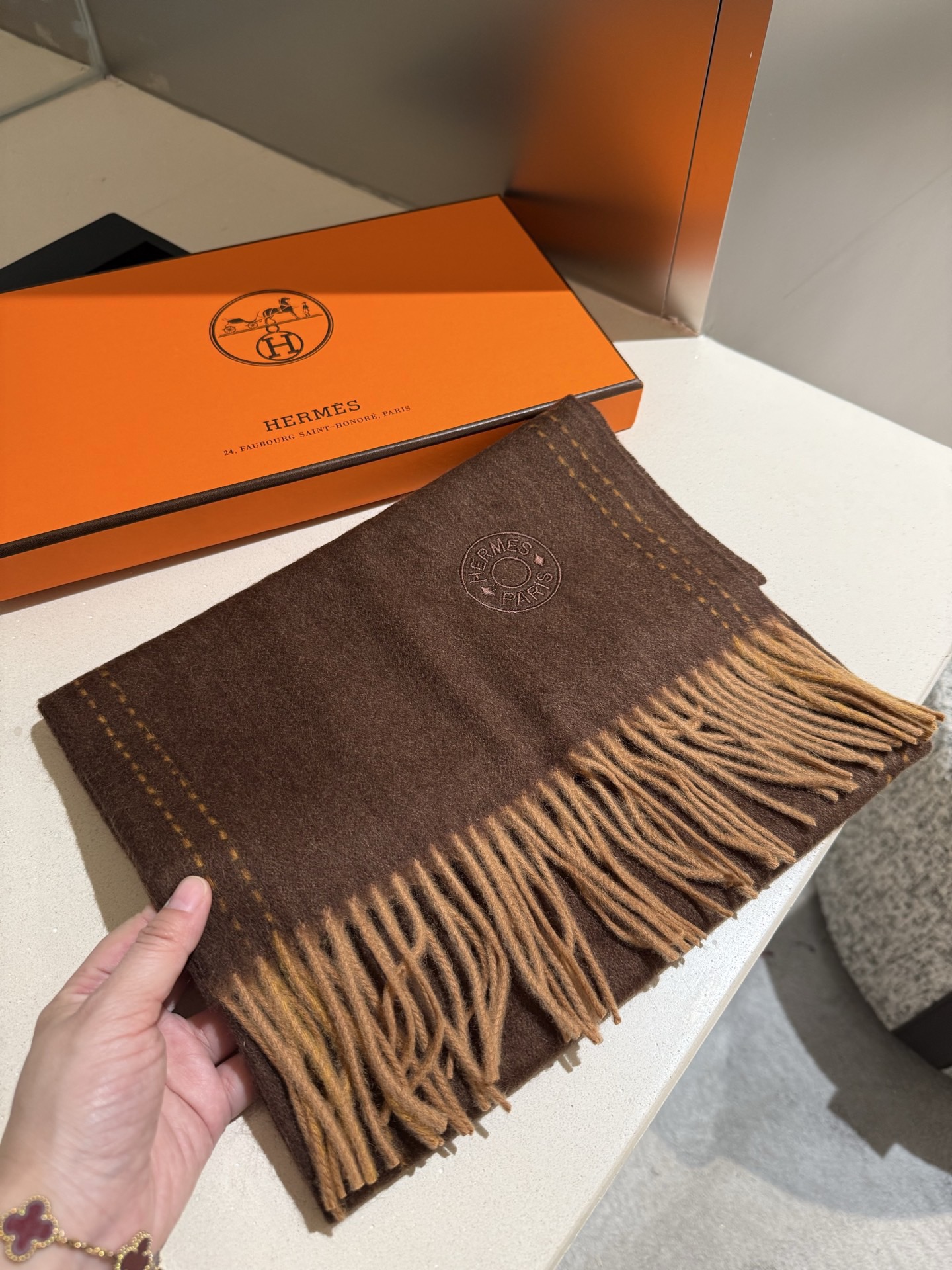 에르메스(HERMES) 더블 스트라이프 롱 머플러 목도리 스카프