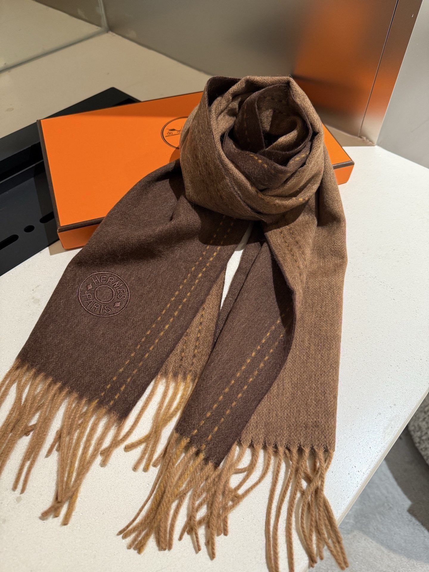 에르메스(HERMES) 더블 스트라이프 롱 머플러 목도리 스카프