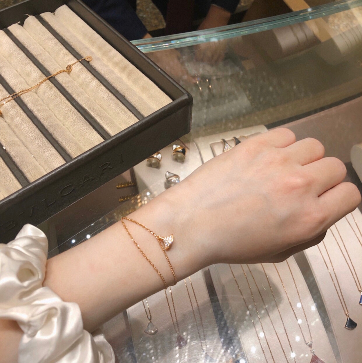 불가리(BVLGARI) 디바 드림 풀파베 팔찌 악세사리