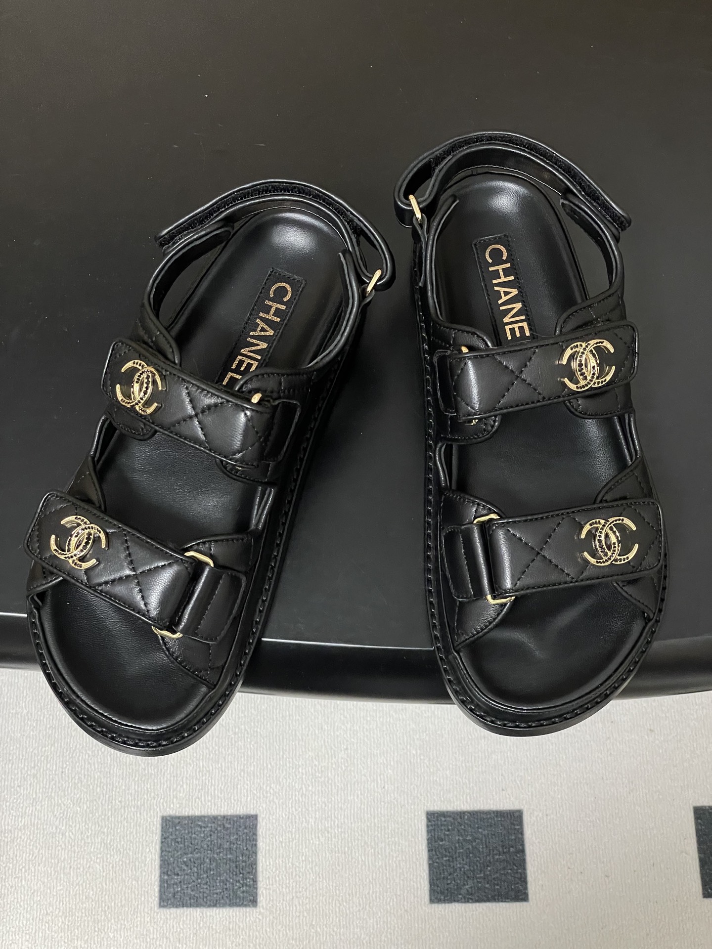 Chanel 샤넬 클래식 퀼팅 비쥬 샌들 신발