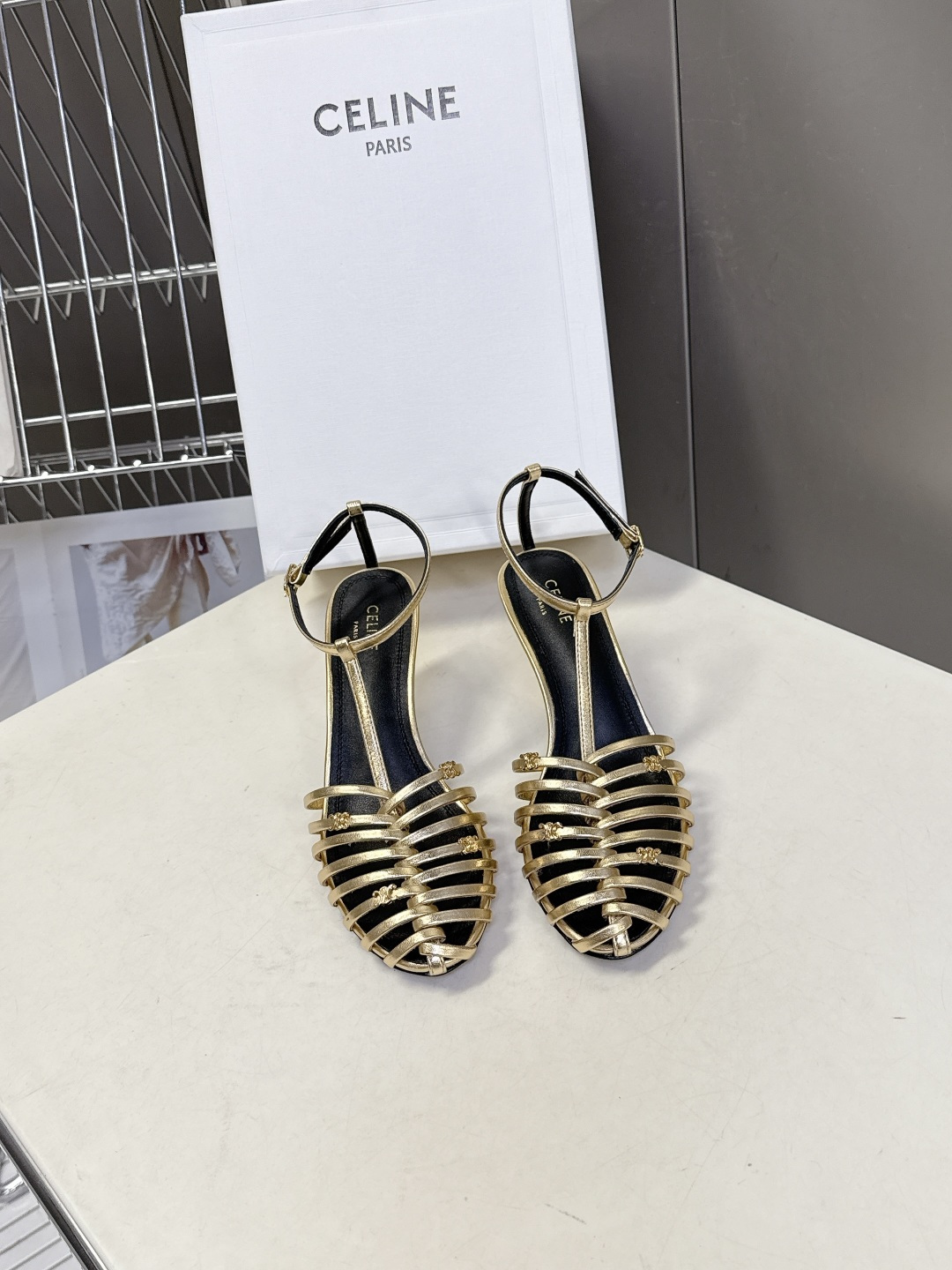 Celine 셀린느 트리오페 스트랩 펌프스 힐 구두 신발