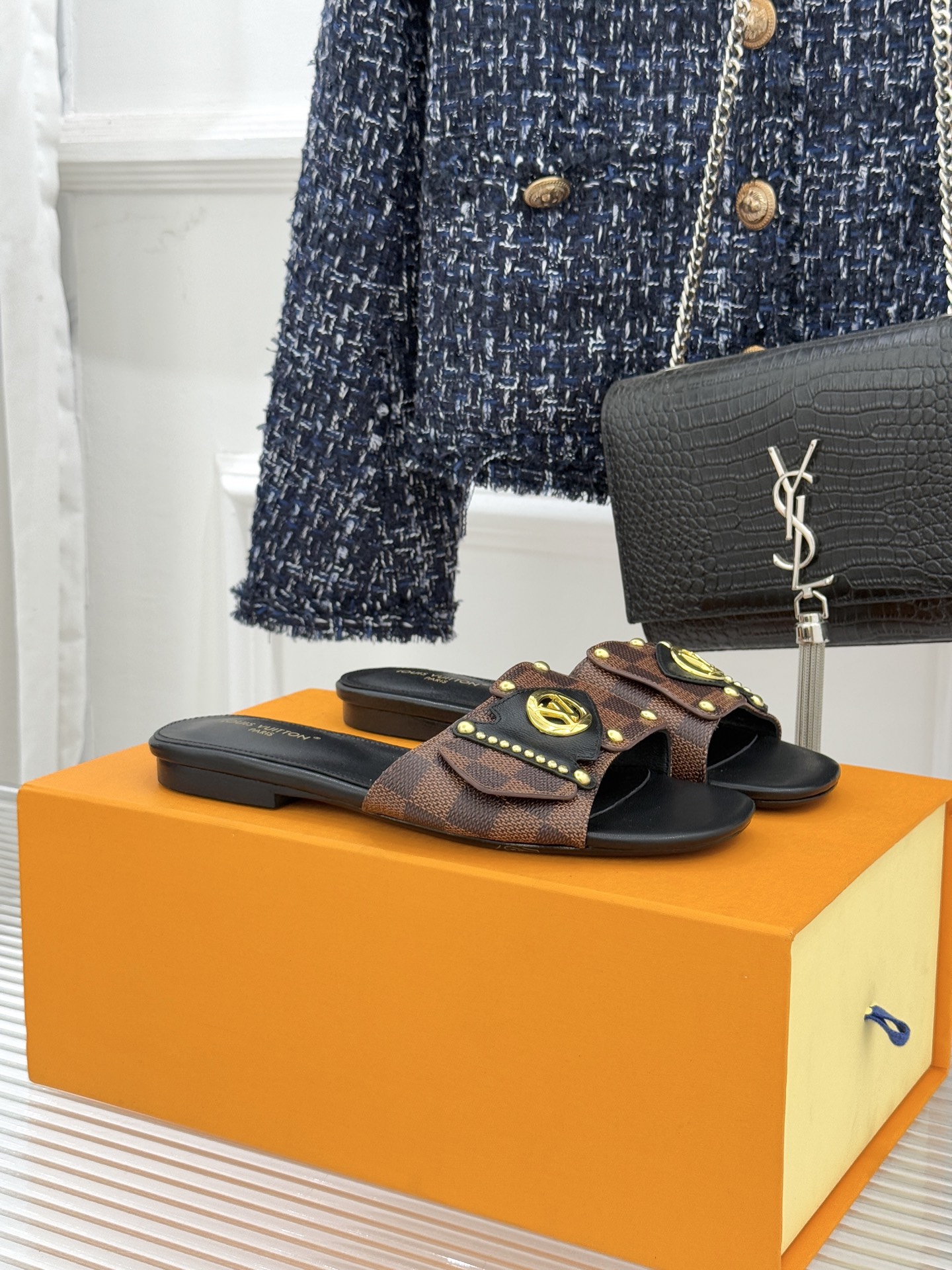 Louis Vuitton LV 루이비통 클래식 모노그램 메탈릭 슬리퍼 샌들 신발