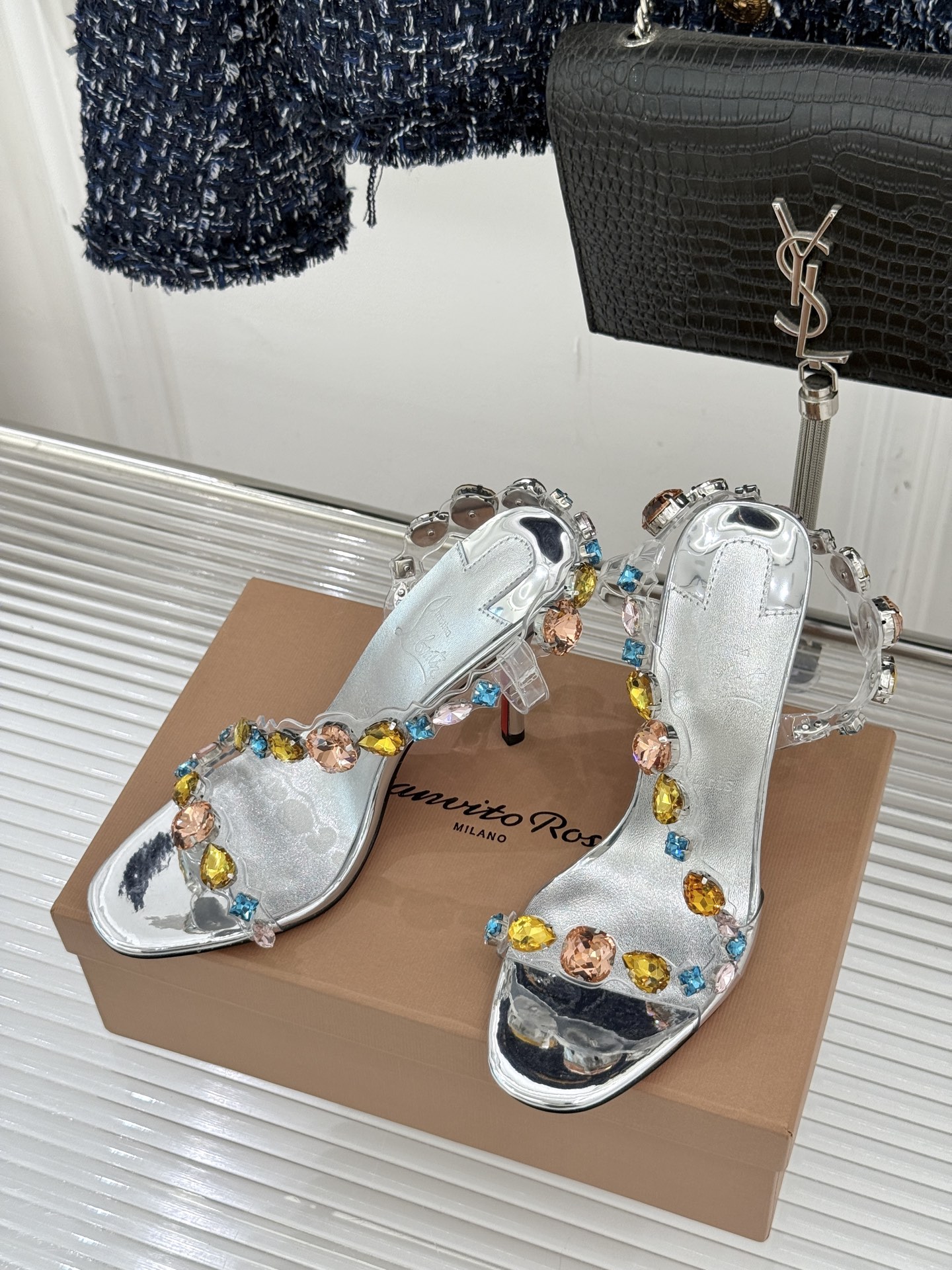 Christian Louboutin CL 크리스찬 루부탱 쥬얼리 스톤 투명 펌프스 힐 구두 신발