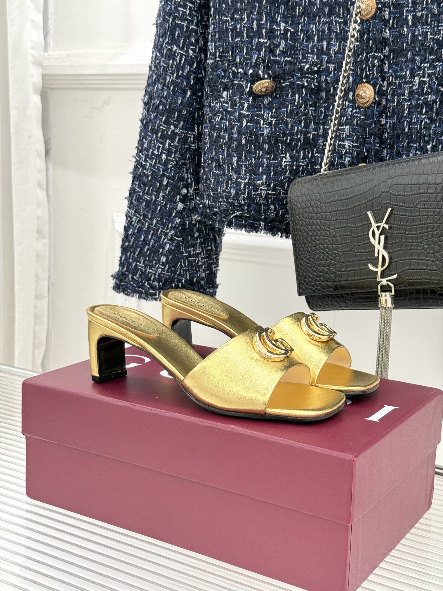 Gucci 구찌 클래식 더블G 메탈릭 청키 힐 슬리퍼 샌들 신발