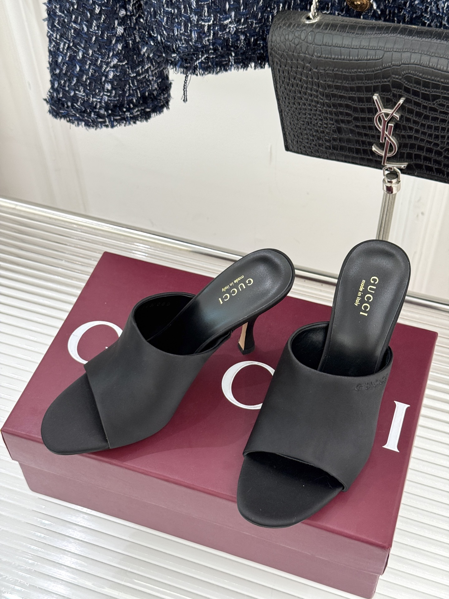 Gucci 구찌 실크 일자 스트랩 오픈토 힐 구두 신발