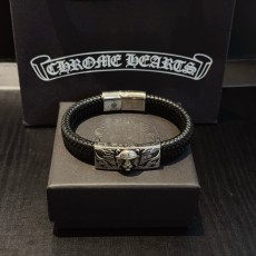 크롬하츠(CHROME HEARTS) 가죽 팔찌 악세사리