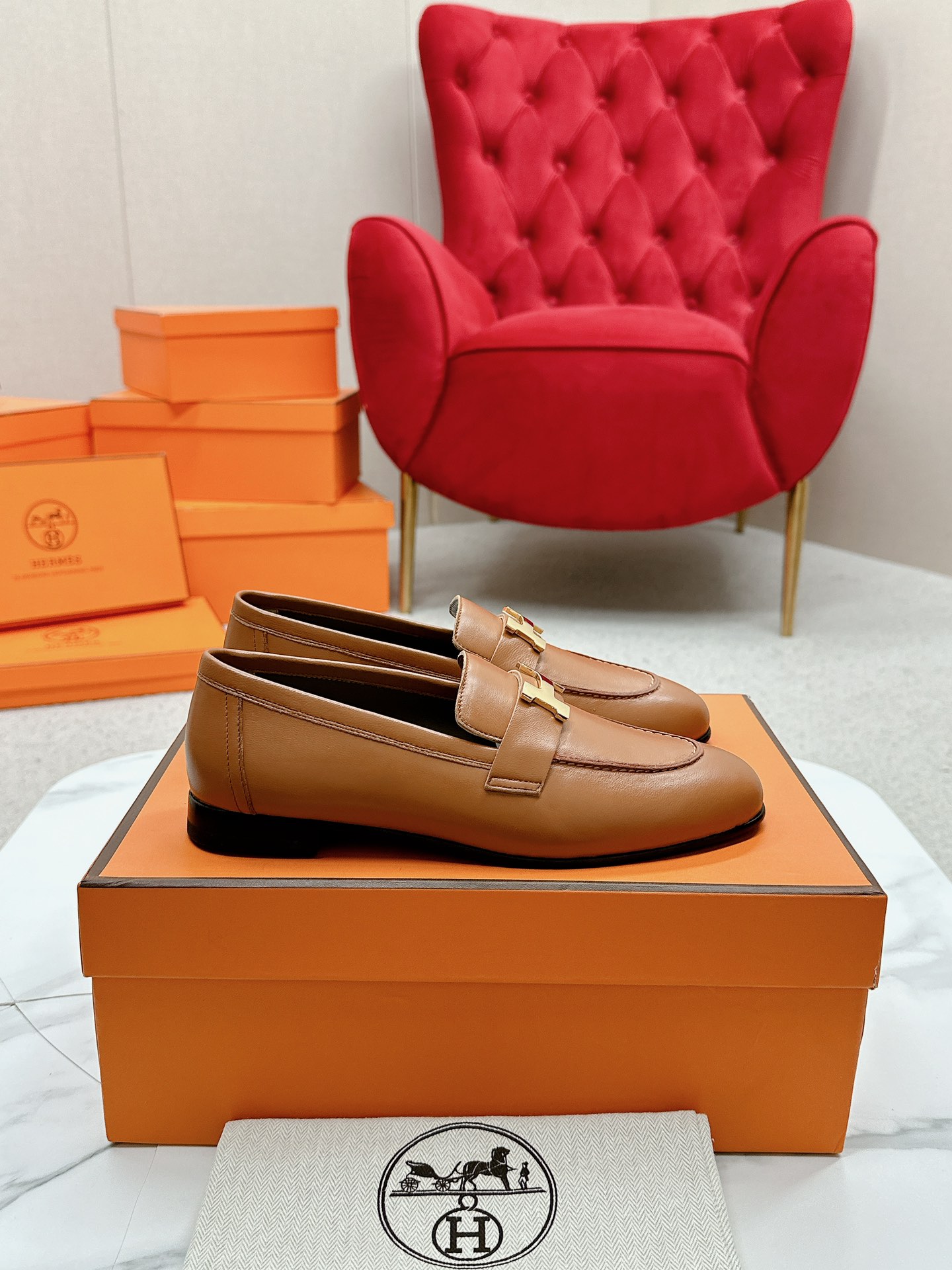 에르메스(HERMES) Destin 켈리 로퍼 신발