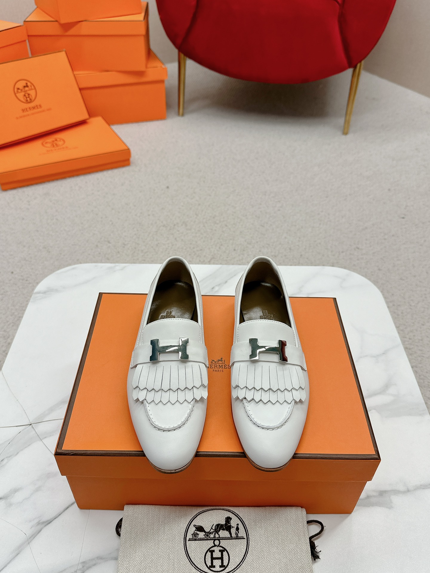 에르메스(HERMES) Destin 테슬 켈리 로퍼 신발