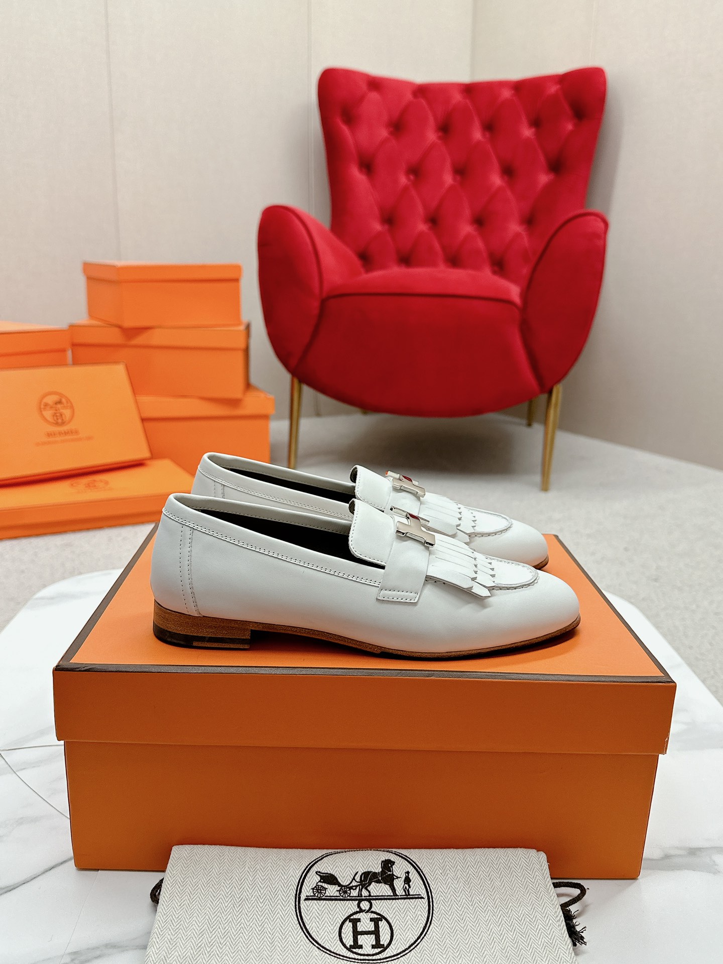 에르메스(HERMES) Destin 테슬 켈리 로퍼 신발