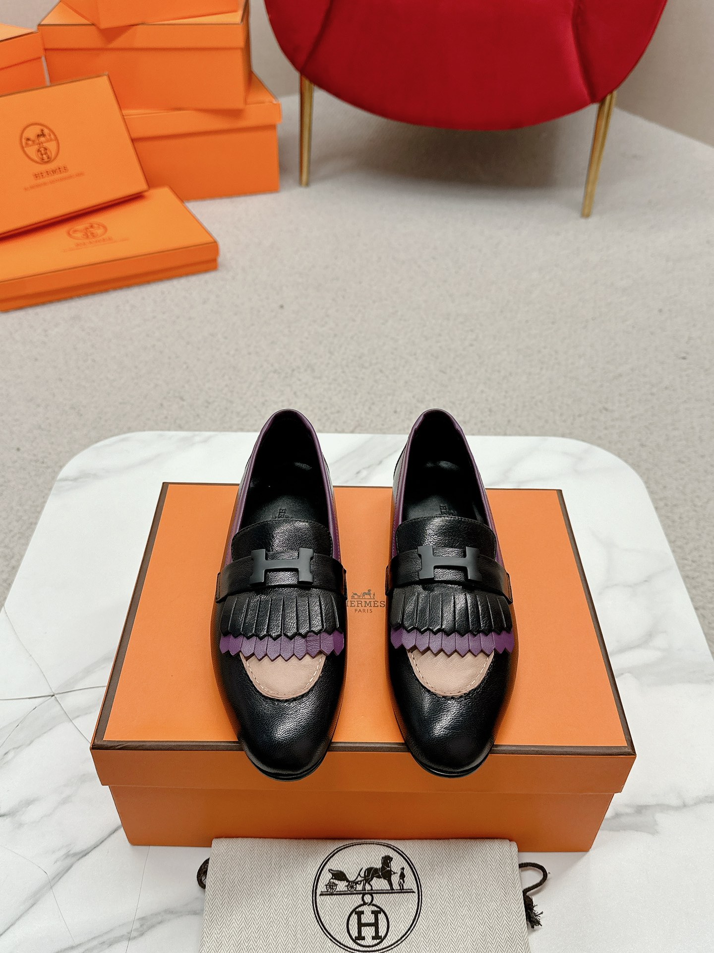 에르메스(HERMES) Destin 테슬 켈리 로퍼 신발