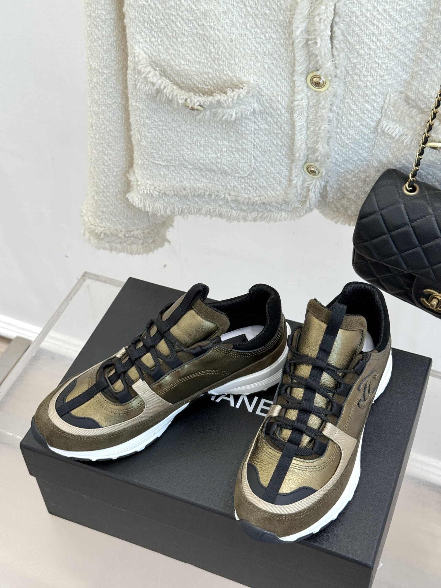 Chanel 샤넬 25A 신상 플랫폼 스니커즈 신발