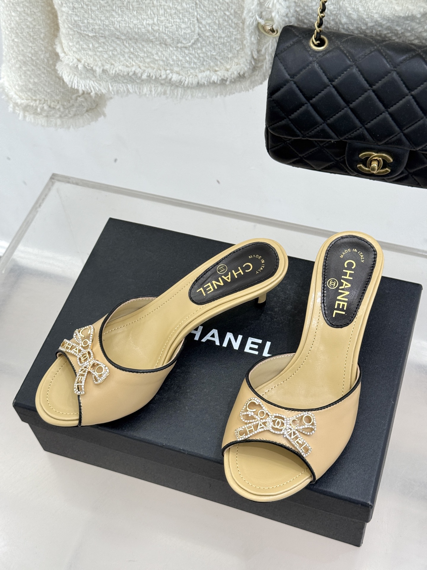 Chanel 샤넬 수입 스톤 더블C 리본 키튼 힐 슬리퍼 샌들 신발