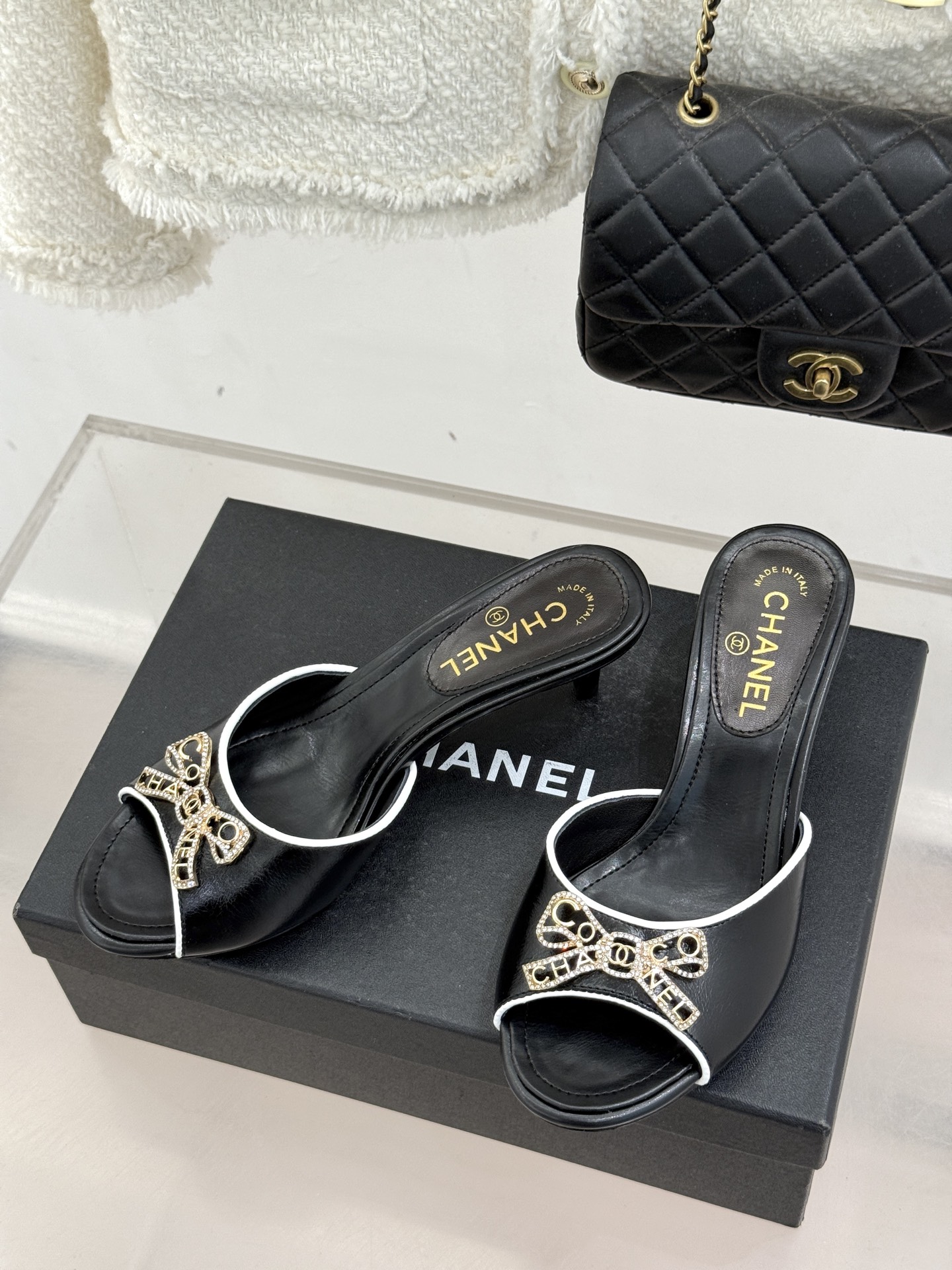 Chanel 샤넬 수입 스톤 더블C 리본 키튼 힐 슬리퍼 샌들 신발