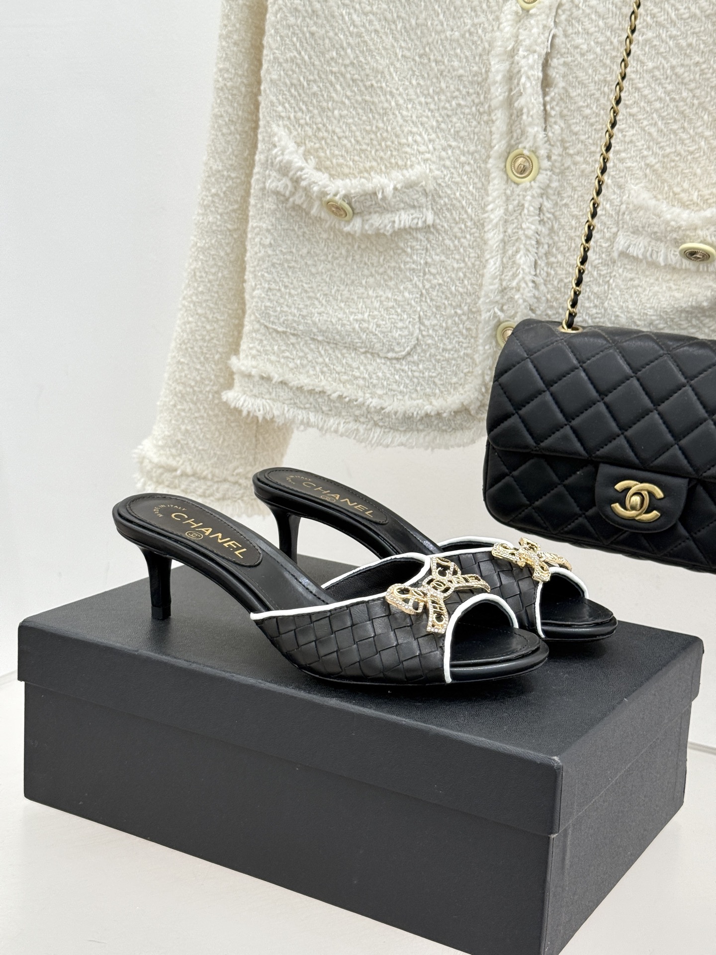 Chanel 샤넬 수입 스톤 더블C 리본 키튼 힐 슬리퍼 샌들 신발