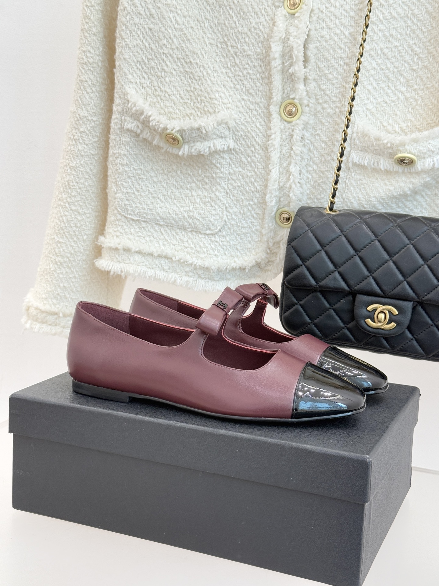 Chanel 샤넬 25P 신상 더블C 리본 메리제인 플랫 슈즈 신발