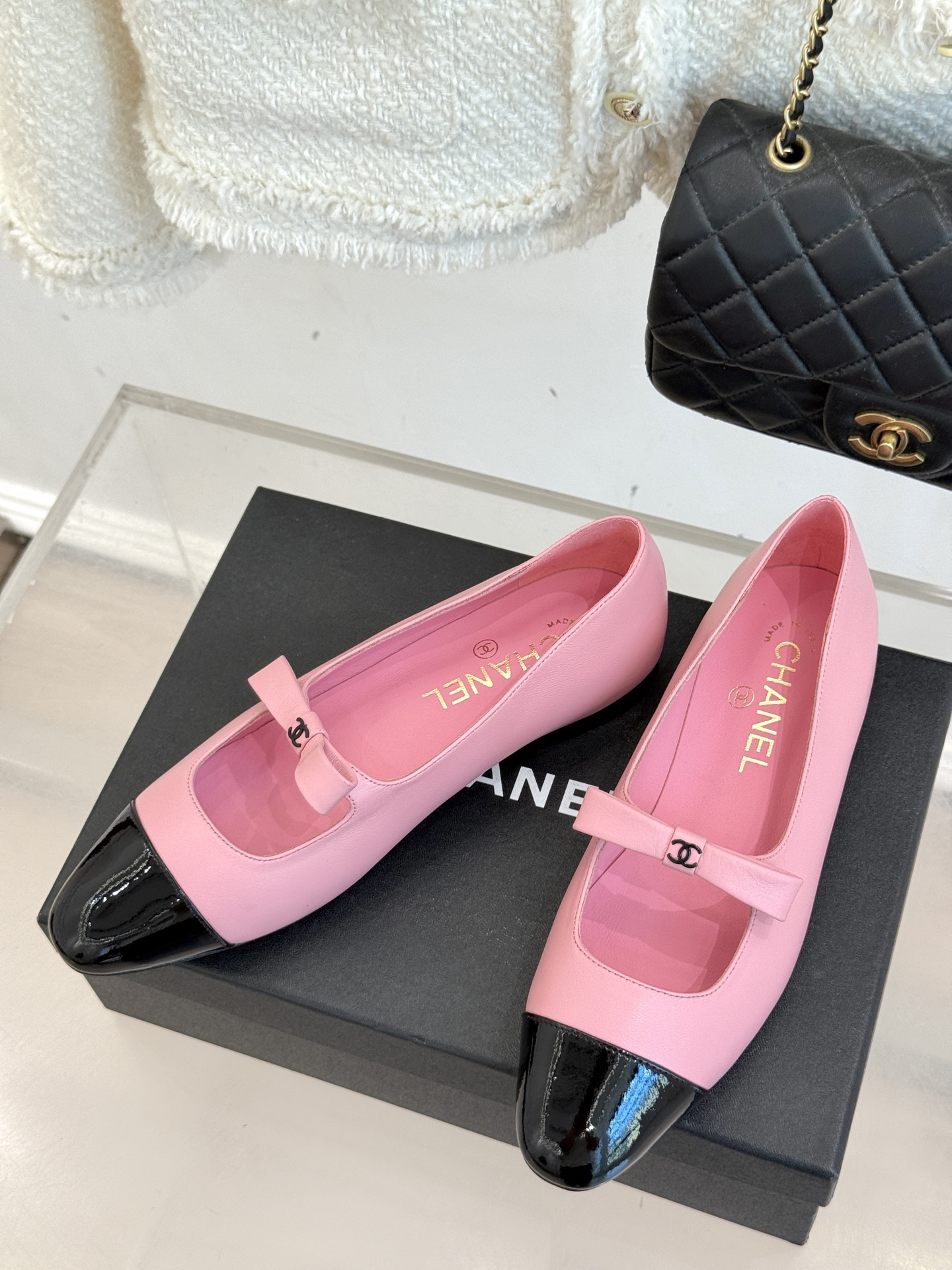 Chanel 샤넬 25P 신상 더블C 리본 메리제인 플랫 슈즈 신발