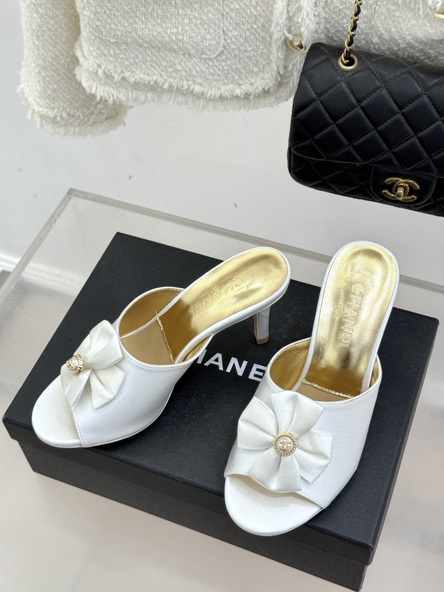 Chanel 샤넬 26C 더블 리본 & 더블C 로고 힐 샌들 신발