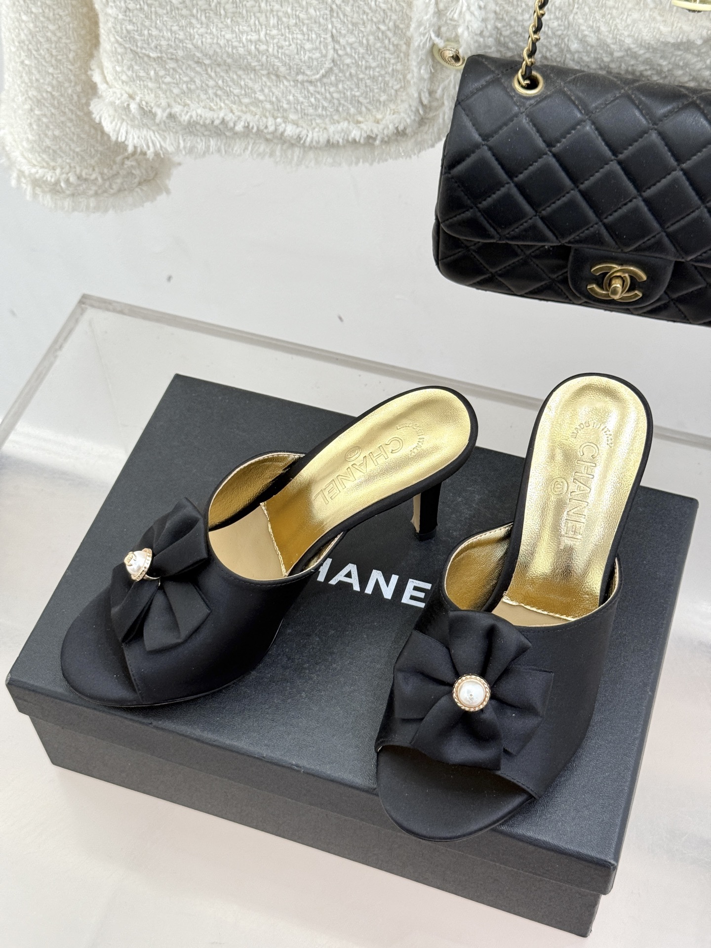 Chanel 샤넬 26C 더블 리본 & 더블C 로고 힐 샌들 신발