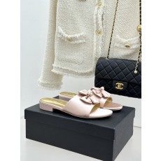 Chanel 샤넬 26C 더블 리본 스톤 로고 플랫 슬리퍼 샌들 신발