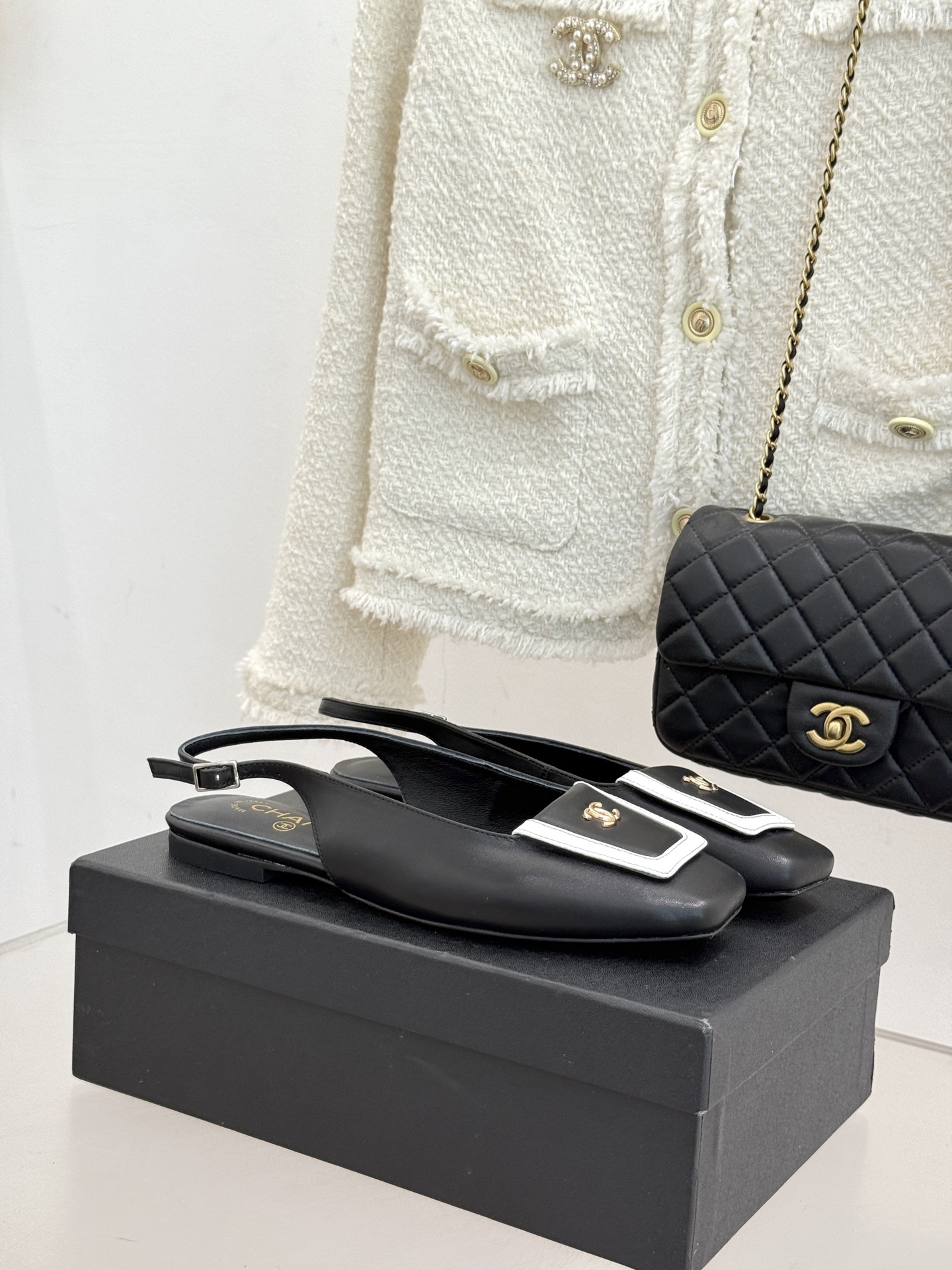 Chanel 샤넬 25K 스퀘어 토 플랩 샌들 슬리퍼 신발