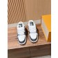 루이비통(LV) 모노그램 스케이트 스니커즈 신발