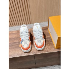 루이비통(LV) 모노그램 스케이트 스니커즈 신발