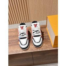 루이비통(LV) 모노그램 스케이트 스니커즈 신발