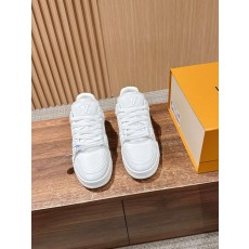 루이비통(LV) 커플 스니커즈 신발